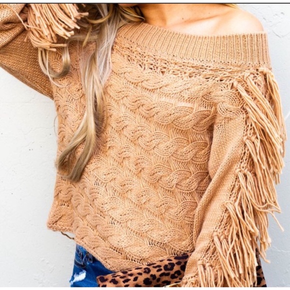 SALE OFF SHOULDER FRINGE STUNNER SWEATER - Picture 4 of 5